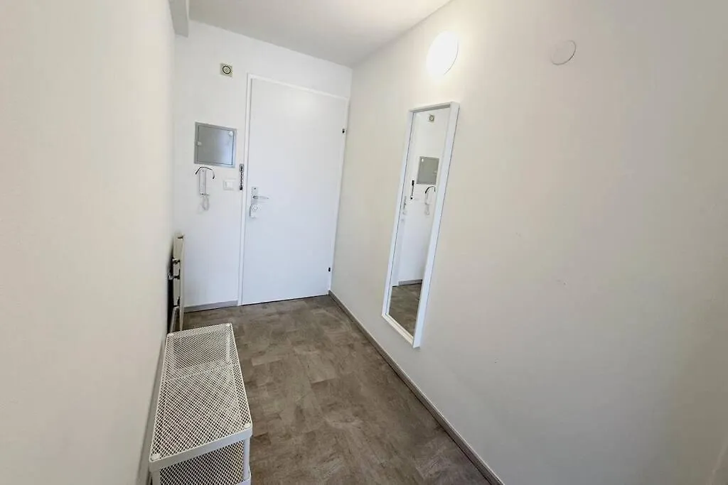 Cozy & New With Balcony View Apartment Vienna