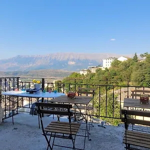 Emily Gasthof Gjirokastër